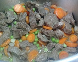 Foto del paso 1 de la receta: Ternera estofada a la Jardinera