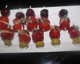Foto del paso 5 de la receta: Banderillas de fresas con boquerones en vinagre