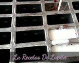 Foto del paso 3 de la receta: Paletas Heladas de Queso con Zarzamora