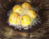 A picture of step 5 of Khoya stuffed delights.