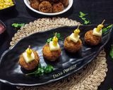 A picture of step 7 of Corn Cheese Balls.