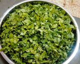 A picture of step 2 of લાલ મરચાં અને લસણ ની ચટણી.