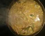 Foto del paso 5 de la receta: Pollo y calabacín al curry