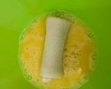 Foto langkah ke 3 dari resep Roti Sosis Goreng - Mudah hanya 3 bahan.