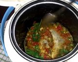 Foto langkah ke 6 dari resep Ayam garo rica / ayam rica rica kemangi ricecooker ala anak kost.