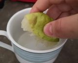 A picture of step 1 of Lime and Cream Cheese Carlota.