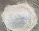 A picture of step 2 of Greek Donut.