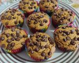 Foto del paso 4 de la receta: Muffins de calabacín con chocolate