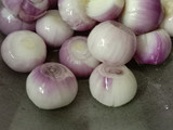 ડુંગળીયું (Dungariyu Recipe In Gujarati)