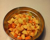 A picture of step 1 of Steamed coconutty pumpkin curry.