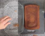 A picture of step 6 of Chocolate Cake with Sweetened Condensed Milk Cream and Strawberries.
