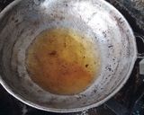 A picture of step 8 of Seed Sauce with Fresh Chacha Fish.