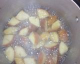 A picture of step 3 of Home made Apple jam.