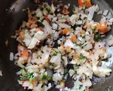 A picture of step 2 of Stuffed bell pepper.