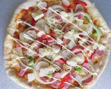 Foto langkah ke 4 dari resep Pizza Hutt homemade.