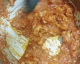 A picture of step 2 of Chicken tomato macaroni.