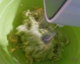 Foto langkah ke 4 dari resep 68. Donat Pandan Lembut.