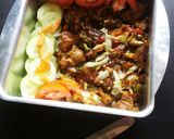 A picture of step 4 of Chicken and veg fried...