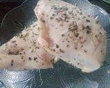 Foto langkah ke 2 dari resep One Pan - Grilled Chicken Mushroom.