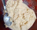 A picture of step 2 of Daal k Pakorey.