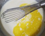 A picture of step 1 of Mango crêpe cake.