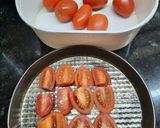 Foto del paso 1 de la receta: Florcitas con tomates cherry y queso azul