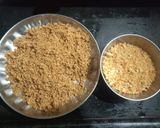 बाकरवडी (bakarvadi recipe in marathi) रेसिपी स्टेप 3 फोटो 
