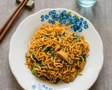 Foto langkah ke 3 dari resep Mie Goreng Bakso.