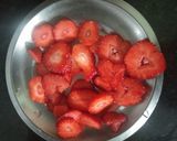 स्ट्रॉबेरी स्मूदी (strawberry smoothie recipe in Hindi) रेसिपी चरण 1 फोटो