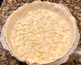 Foto del paso 7 de la receta: Tarta con crema de almendra e higos