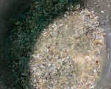 A picture of step 1 of Bún riêu cua 🦀.