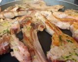 Foto del paso 5 de la receta Chuletillas de cordero a la plancha con patatas y P. de Padrón