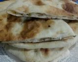 Фото кроку 6 до Лепешки на сковороде с сыром и зеленью 🧀.