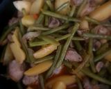 Une image de l'étape 4 de Poêle saucisse, légumes façon paysanne.