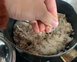 A picture of step 2 of Speedy Kao Mun Kai.