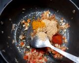 A picture of step 2 of Soyabean and Lauki curry.