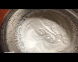 A picture of step 3 of Chocolate mousse.