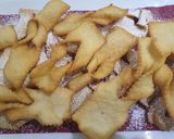 Foto del passaggio 4 della ricetta Chiacchiere di carnevale
