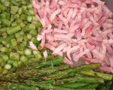 Foto del paso 2 de la receta Poke de jamón cocido con nueces y espárragos