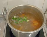 Foto langkah ke 3 dari resep Sop Kembang Kol Kentang Wortel.