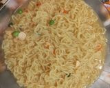 Foto del paso 10 de la receta: Ramen de Mariscos Intervenido al Estilo Coreano