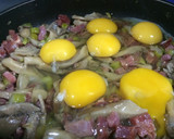 Foto del paso 5 de la receta: Revuelto de setas y espárragos con jamón