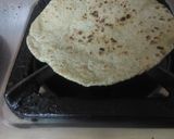 बाजरे की रोटी (Bajre ki roti recipe in Hindi) रेसिपी चरण 5 फोटो