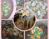 Foto langkah ke 2 dari resep Sayur Bening Soun Jamur Merang.