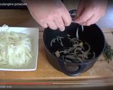 A picture of step 3 of Boulangère Potatoes.