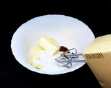 Foto del paso 3 de la receta: Galletas de mantequilla con pepitas de chocolate