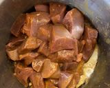 A picture of step 1 of Mete Chorchori.