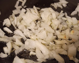 Foto del paso 2 de la receta: Salteado de Sparassis crispa