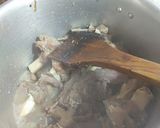 A picture of step 2 of Mutton white karahi.