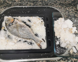 Foto del paso 4 de la receta: Orada salvatge a la sal